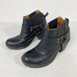 BORN Bolo Harness Bootie